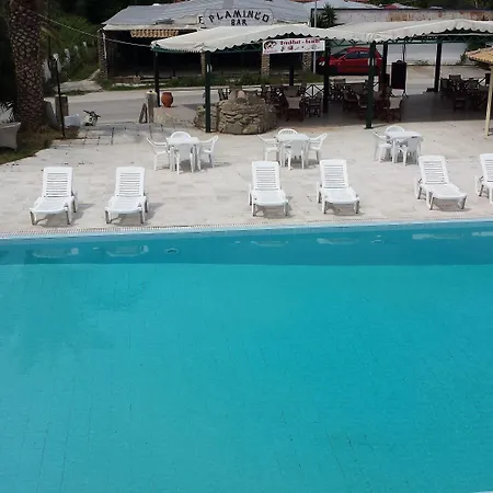 Nikolas Club 2* Kávos