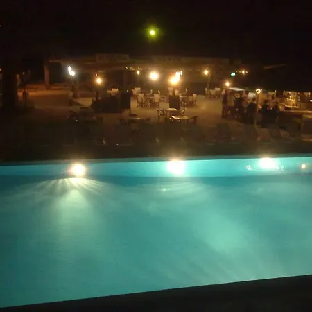 Πανσιόν Nikolas Club